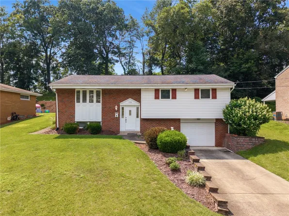 124 Belleauwood Blvd, Trafford, PA 15085