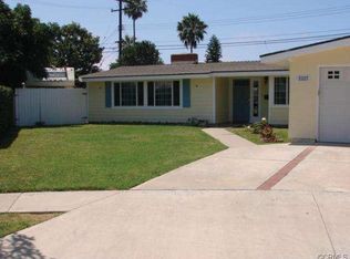 2327 Notre Dame Rd, Costa Mesa, CA 92626