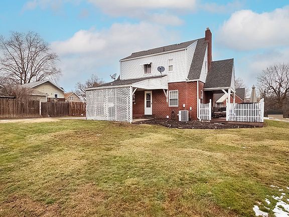 5th image of 1814 Pleasant Ave