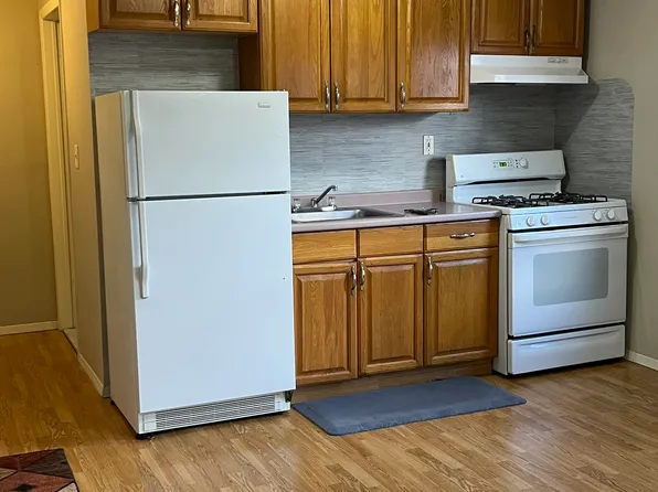 96 Walnut St #2, Nutley, NJ 07110