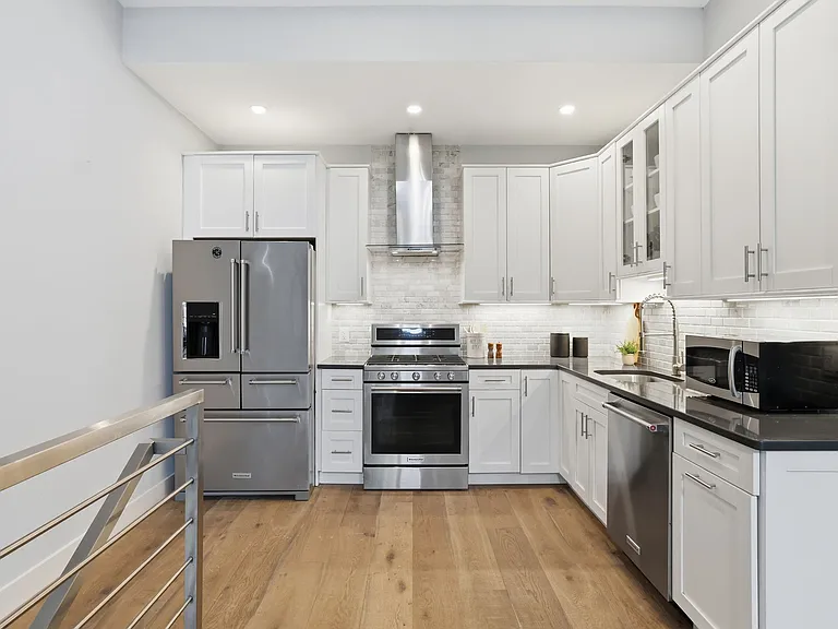 1117 Allison St NW #3 — Photo 12