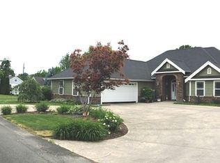 912 SE Vintage Way, College Place, WA 99324
