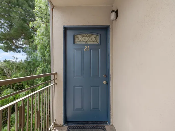 Oak Manor Apartments, 1690 E Hillcrest Dr #21, Thousand Oaks, CA 91362