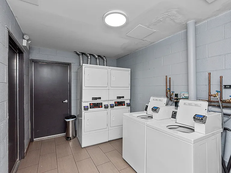 1221 N Lasalle St #C5 — Photo 11