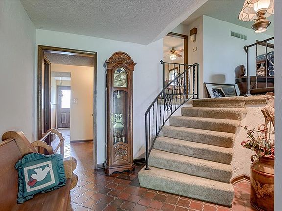 5th image of 4409 N 123rd Ter