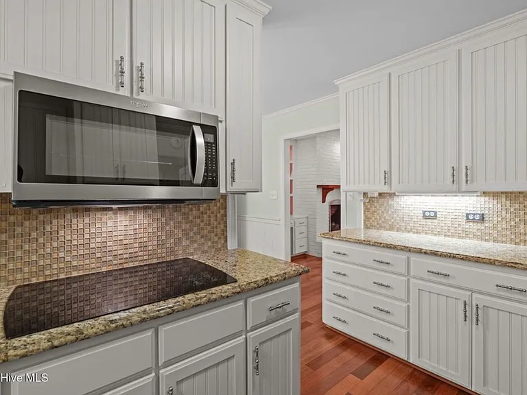 503 Scotland Ave — Photo 12