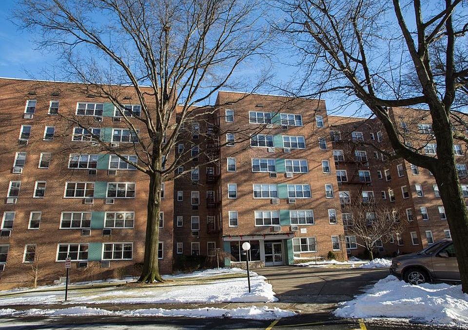 1st image of 76 Dehaven Dr APT 4G
