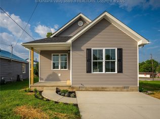 1206 12th St, Nitro, WV