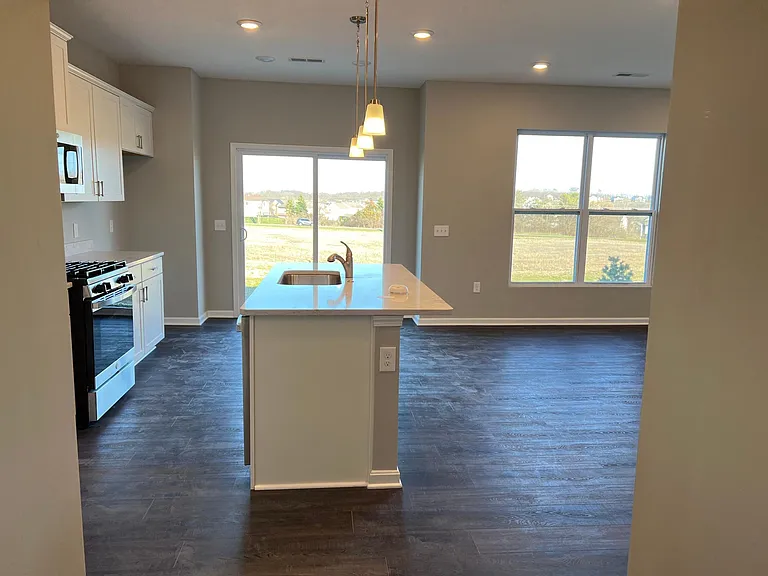 5559 Eagle Ct — Photo 3