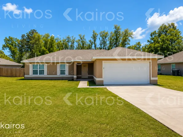 1 Malauka Radial Cir, Ocklawaha, FL 32179