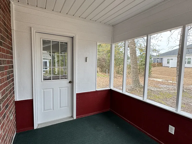 425 Spauldingwood Rd — Photo 38