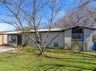 716 N Cummings Dr, Alvarado, TX 76009