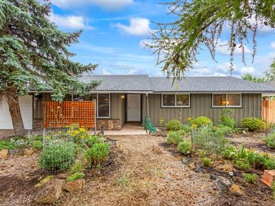 2297 SW 23rd St, Redmond, OR, 97756