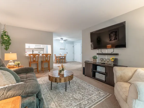 106 Eastern Avenue #204, Manchester, NH 03104