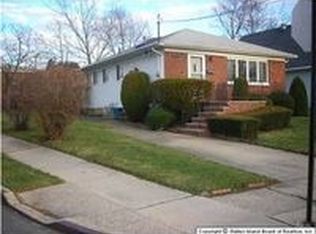 207 Seidman Ave, Staten Island, NY 10312