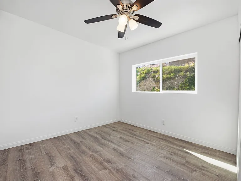 5444 Brockbank Pl — Photo 6