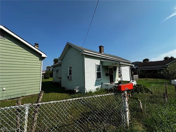 2nd image of 1316 N 5th St