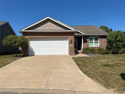 1629 Presidents Sq, Louisville, OH, 44641