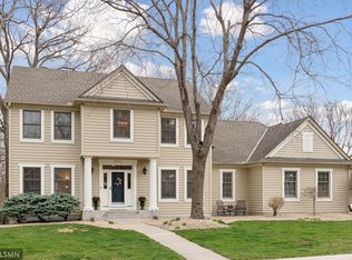 2615 Christian Ct, Chaska, MN 55318