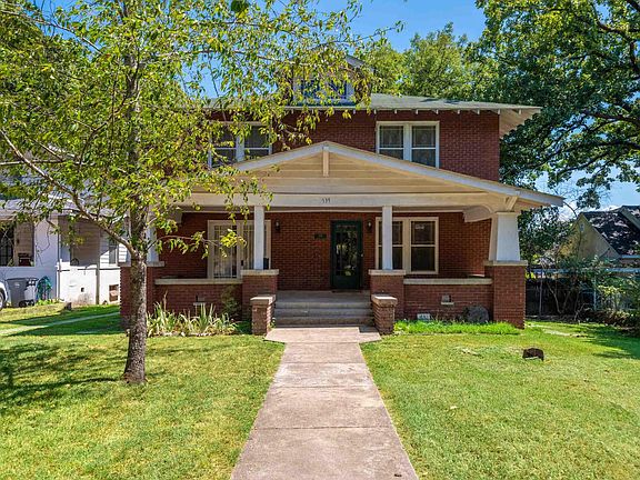 2nd image of 539 Prospect Ave