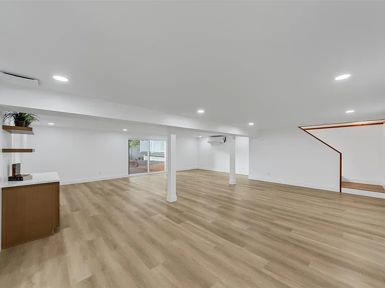 7041 Freemont St — Photo 19
