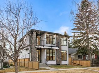 725 N 18th Ave NW, Calgary, AB T2M 0V2