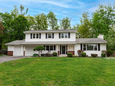 18 Chateau Dr, Whitesboro, NY, 13492