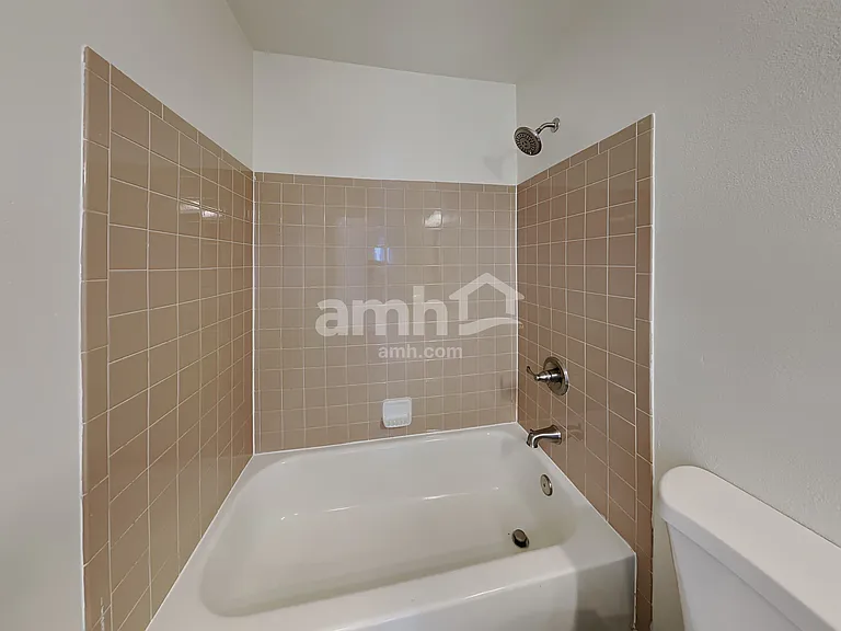 4990 Hawk Meadow Dr — Photo 16