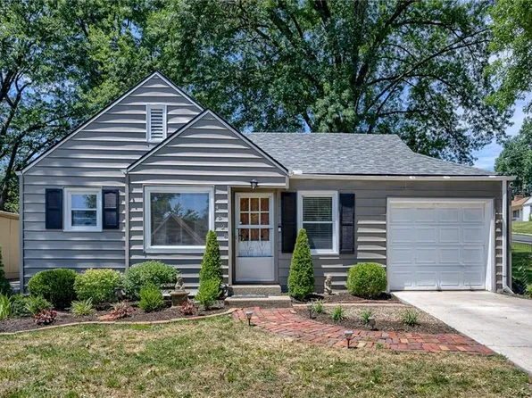 4528 N Agnes Ave, Kansas City, MO 64117