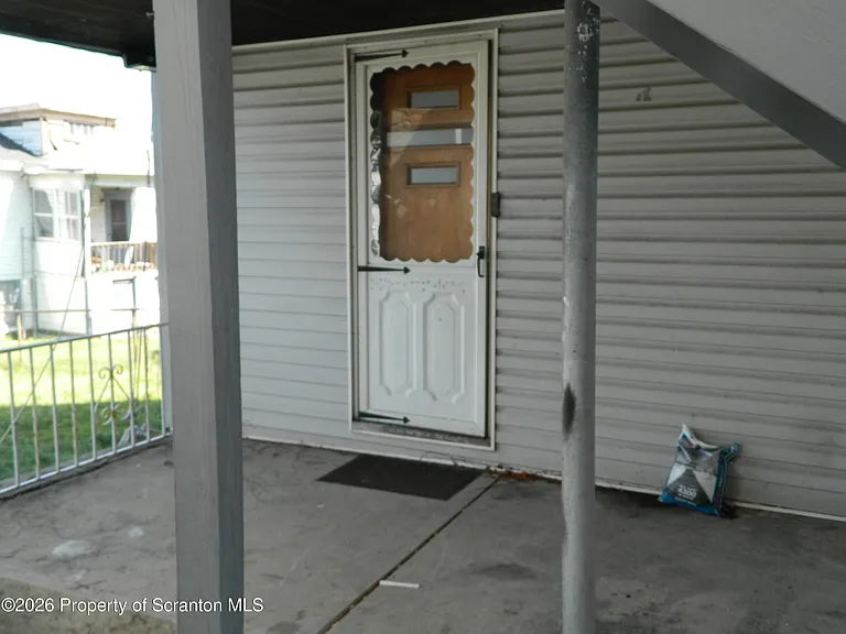 826 Prospect Ave #FRONT HOUSE REAR — Photo 2