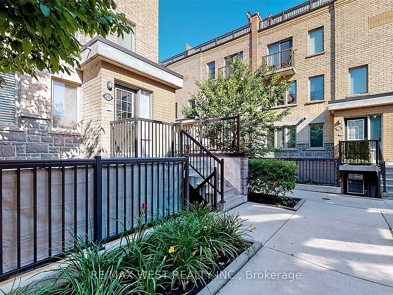 10 Foundry Ave #240 — Photo 3