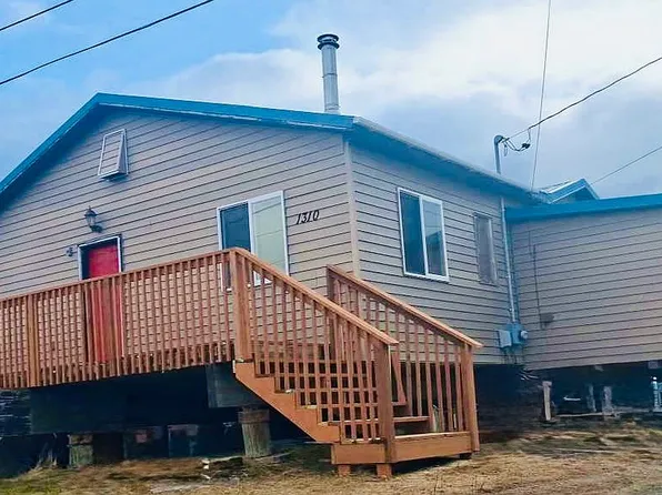 1310 Qugyuk St, Bethel, AK 99559