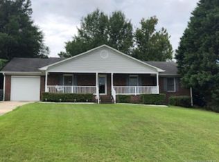 117 Pigeonhouse Ct, Fayetteville, NC 28311