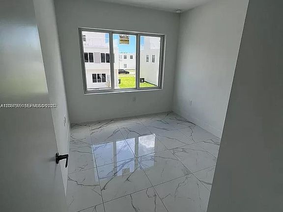 4th image of 25859 SW 144th Ct