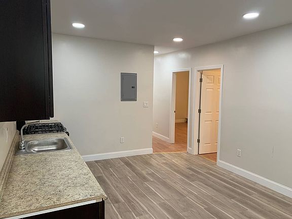 3rd image of 143 N 2nd St Floor 2