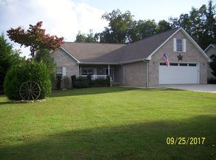 1857 W Creston Rd, Crossville, TN 38571