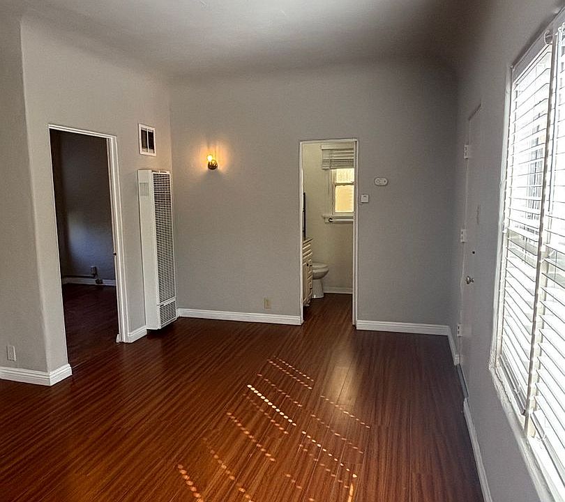1st image of 31 Argonne Ave APT F