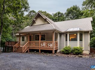 54 Hickory Spring Rd, Roseland, VA 22967