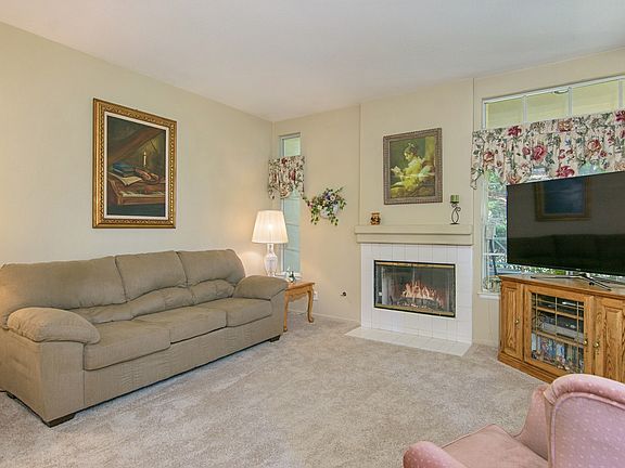 4th image of 12632 Springbrook Dr Unit C