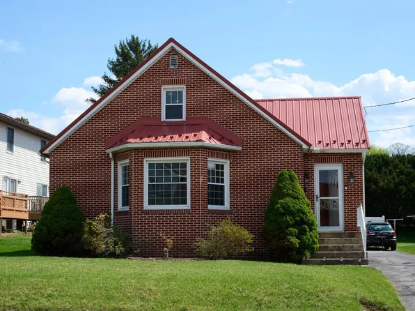 702 E Bishop St, Bellefonte, PA 16823