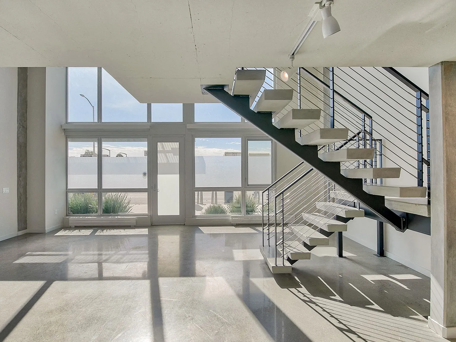 Windsor at Dogpatch — Photo 2