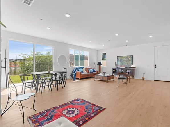 845 Hana Ave Unit 2, Chula Vista, CA 91911