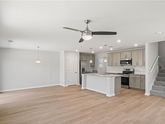 7th image of this home