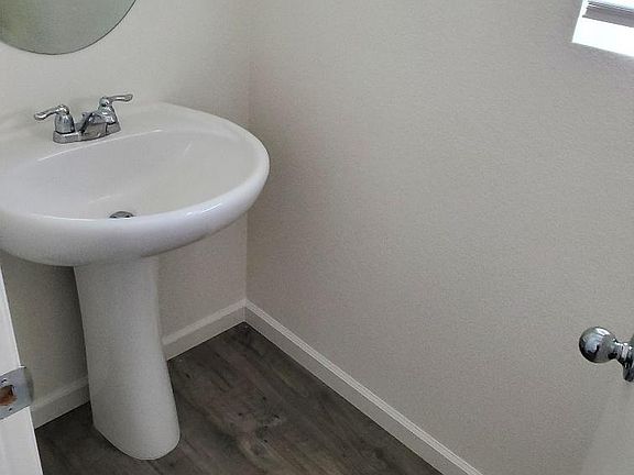 3rd image of 3850 Havenparke Way