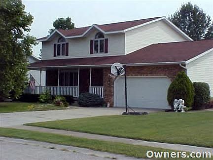 Beautiful home in sought after neighborhood