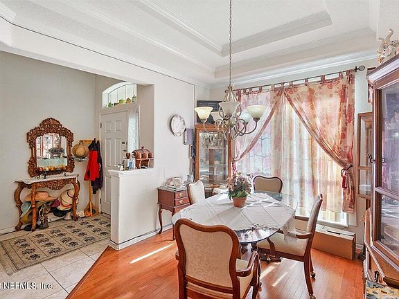 4th image of 5403 SHADY PINE Street S