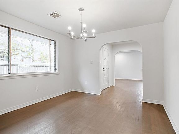 5th image of 4016 Dryades St