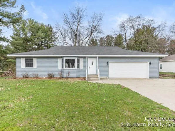 2653 Beeline Rd, Holland, MI 49424