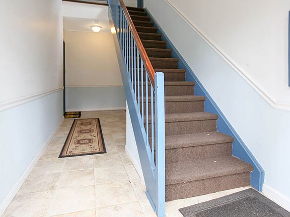 2nd image of 83 Richmond Blvd Unit 2B