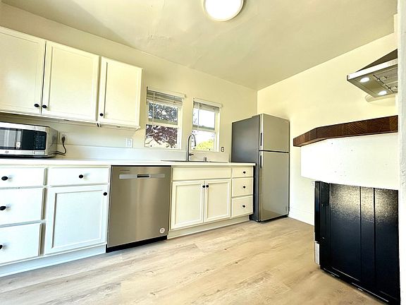 2nd image of 1186.5 Olive St #0